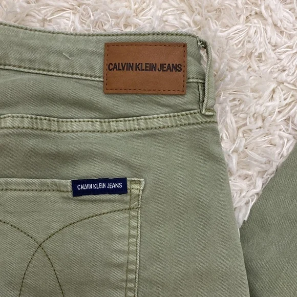 Calvin Klein Jeans- Light Army Green Color - Picture 5 of 6